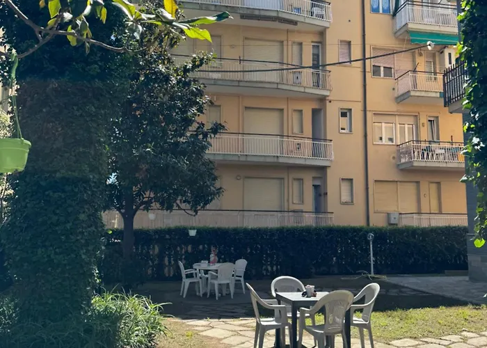 La Scogliera B 公寓